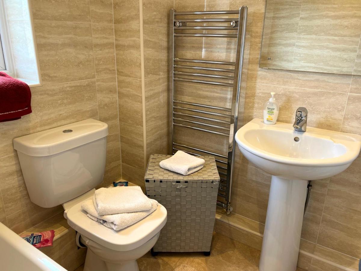 Simply Stunning 2 Bedroom Home With Parking Space Nottingham Luaran gambar