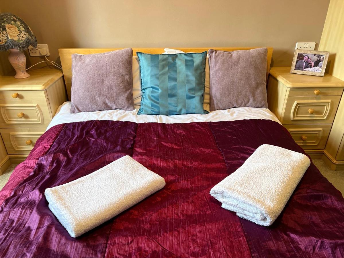 Simply Stunning 2 Bedroom Home With Parking Space Nottingham Luaran gambar